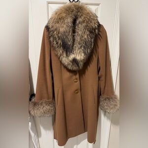 Cashmere, wool and fox fur coat in camel color